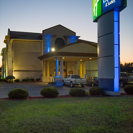 Holiday Inn Express Hotel & Suites Wauseon By Ihg Ngoại thất bức ảnh