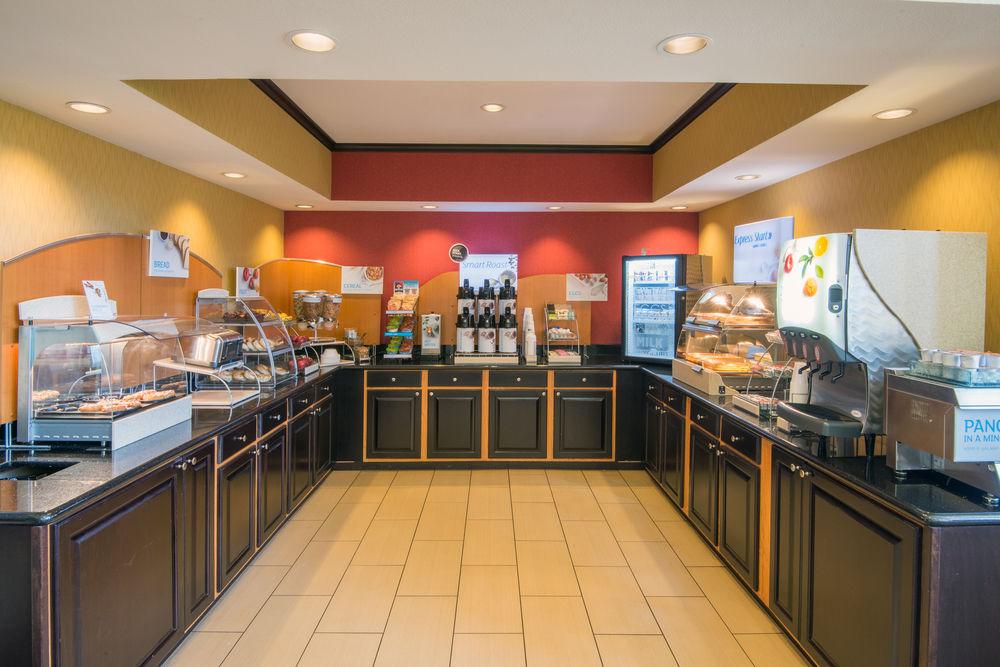 Holiday Inn Express Hotel & Suites Wauseon By Ihg Ngoại thất bức ảnh