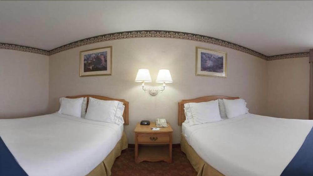 Holiday Inn Express Hotel & Suites Wauseon By Ihg Ngoại thất bức ảnh