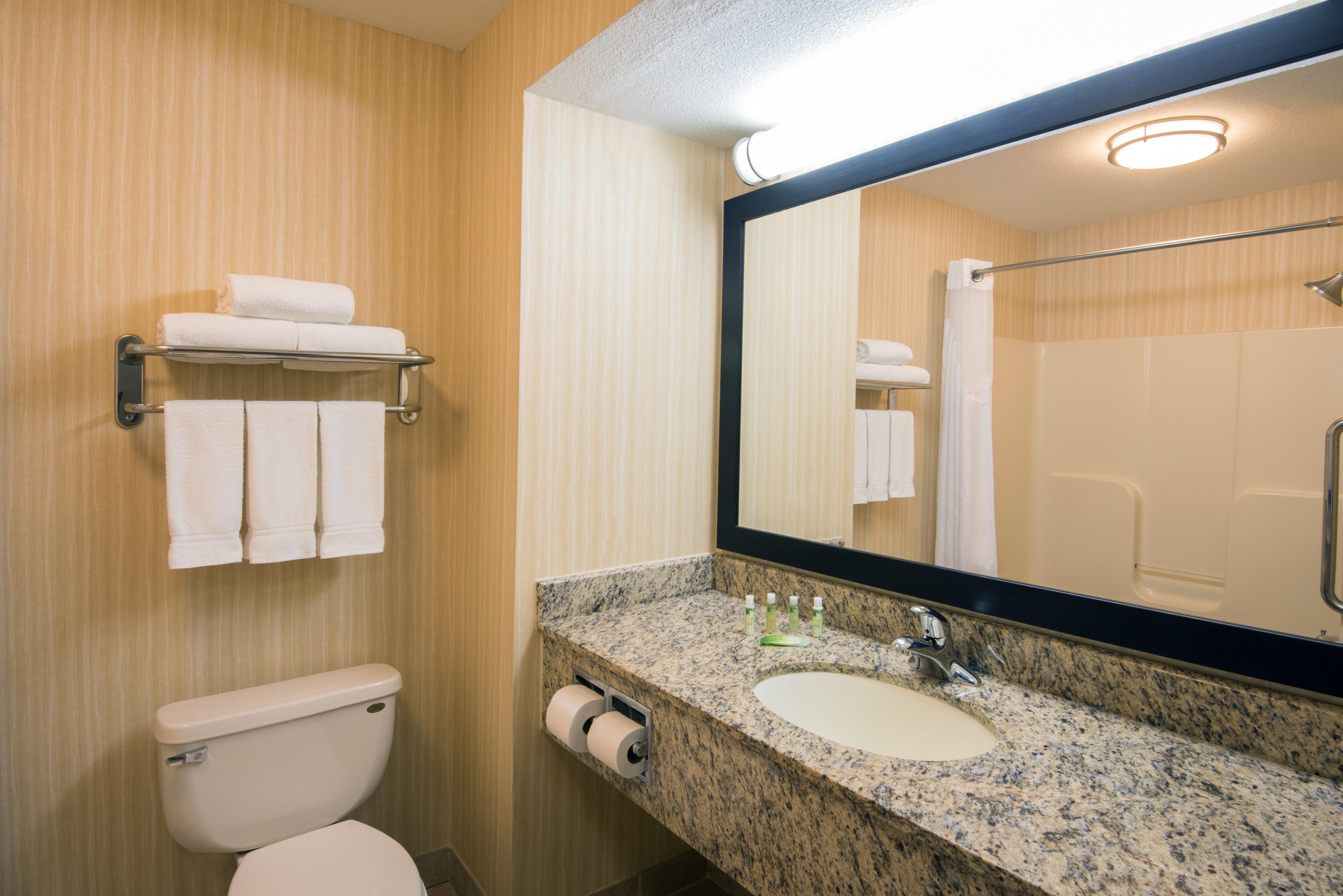 Holiday Inn Express Hotel & Suites Wauseon By Ihg Ngoại thất bức ảnh