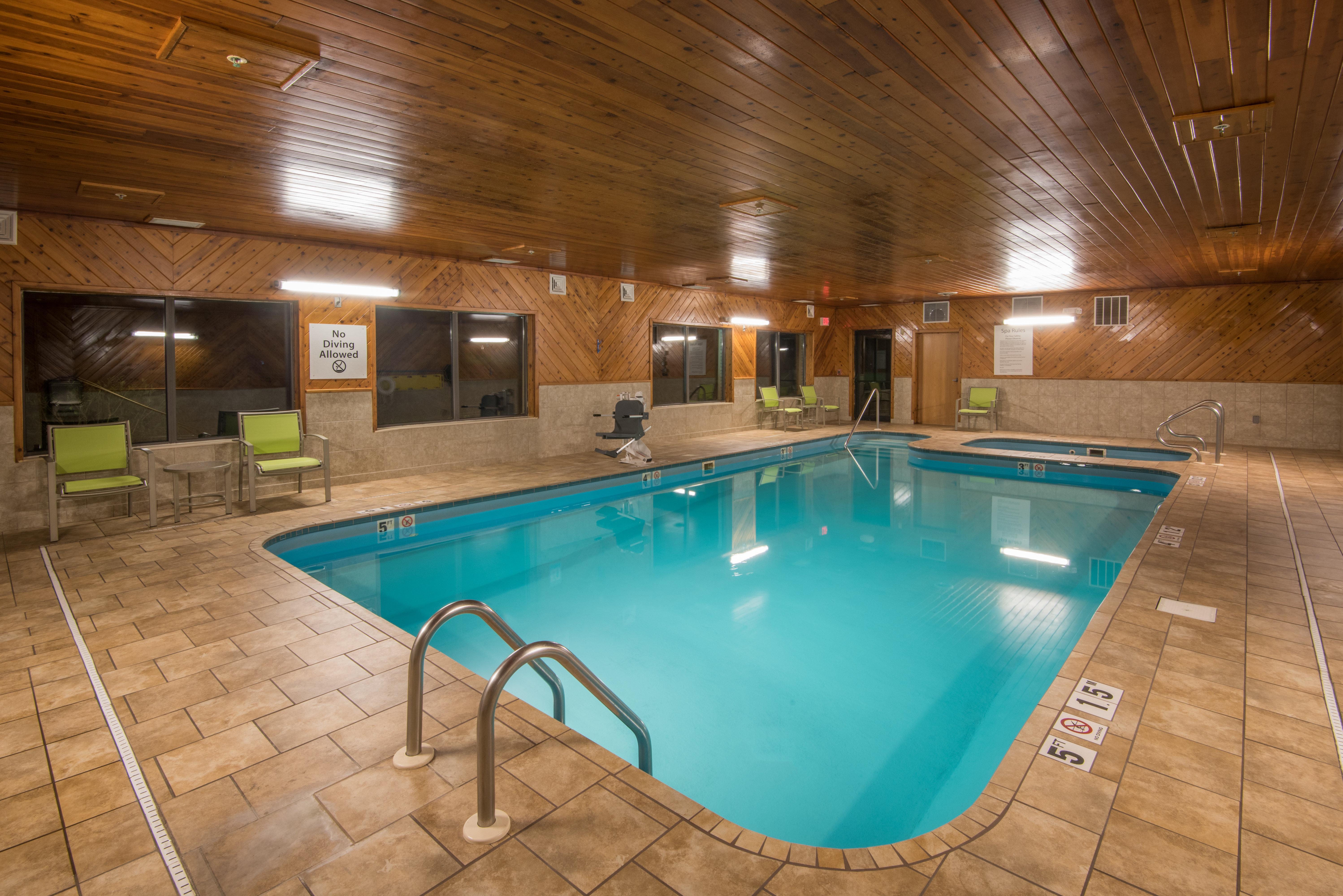Holiday Inn Express Hotel & Suites Wauseon By Ihg Ngoại thất bức ảnh