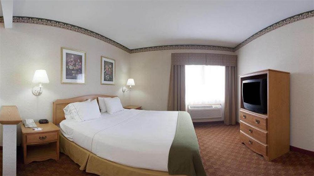 Holiday Inn Express Hotel & Suites Wauseon By Ihg Ngoại thất bức ảnh