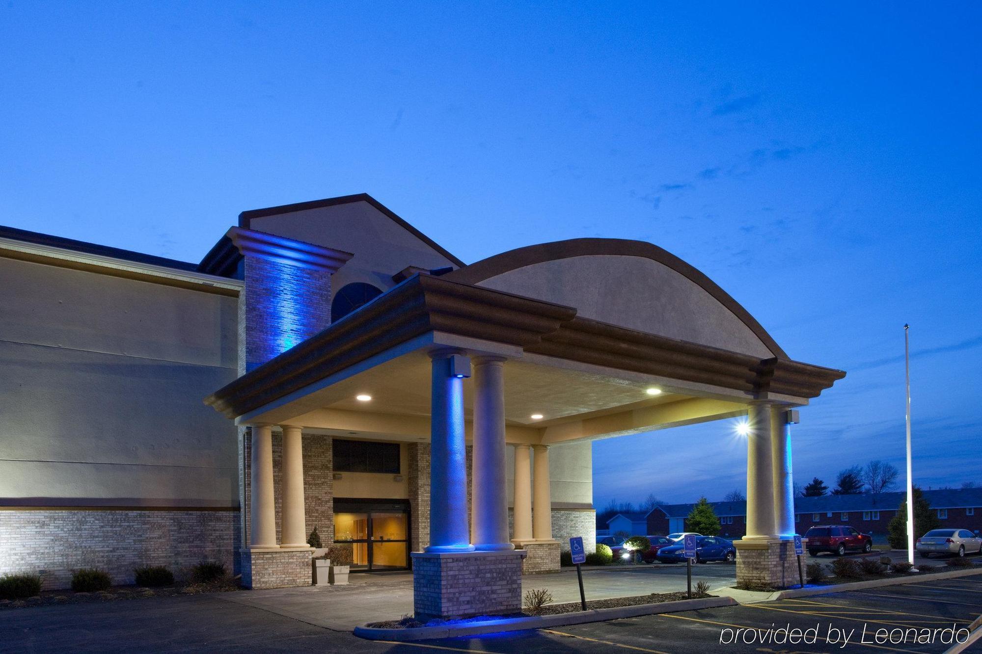 Holiday Inn Express Hotel & Suites Wauseon By Ihg Ngoại thất bức ảnh