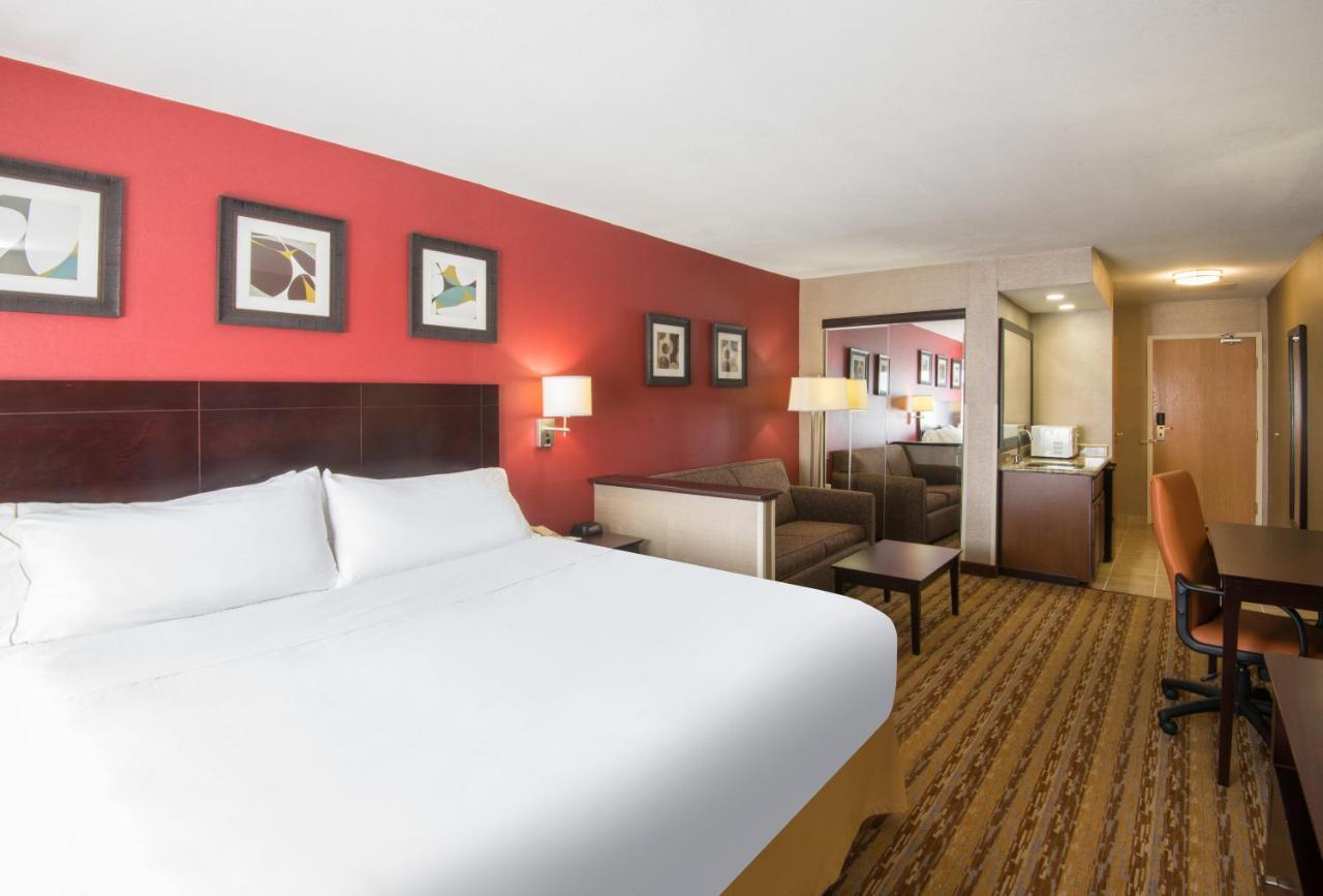 Holiday Inn Express Hotel & Suites Wauseon By Ihg Ngoại thất bức ảnh